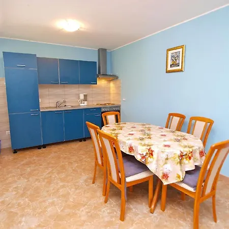 Fuer 4 Personen Ca 70 Qm In Flengi, Istrien Istrische Riviera * Flengi