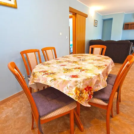 Fuer 4 Personen Ca 70 Qm In Flengi, Istrien Istrische Riviera Flengi