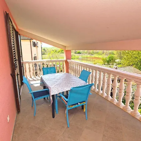 Fuer 4 Personen Ca 70 Qm In Flengi, Istrien Istrische Riviera Apartment *